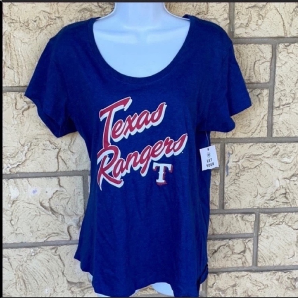 Texas Rangers woman’s top logo size MLS NWT
Size Large New With Tags